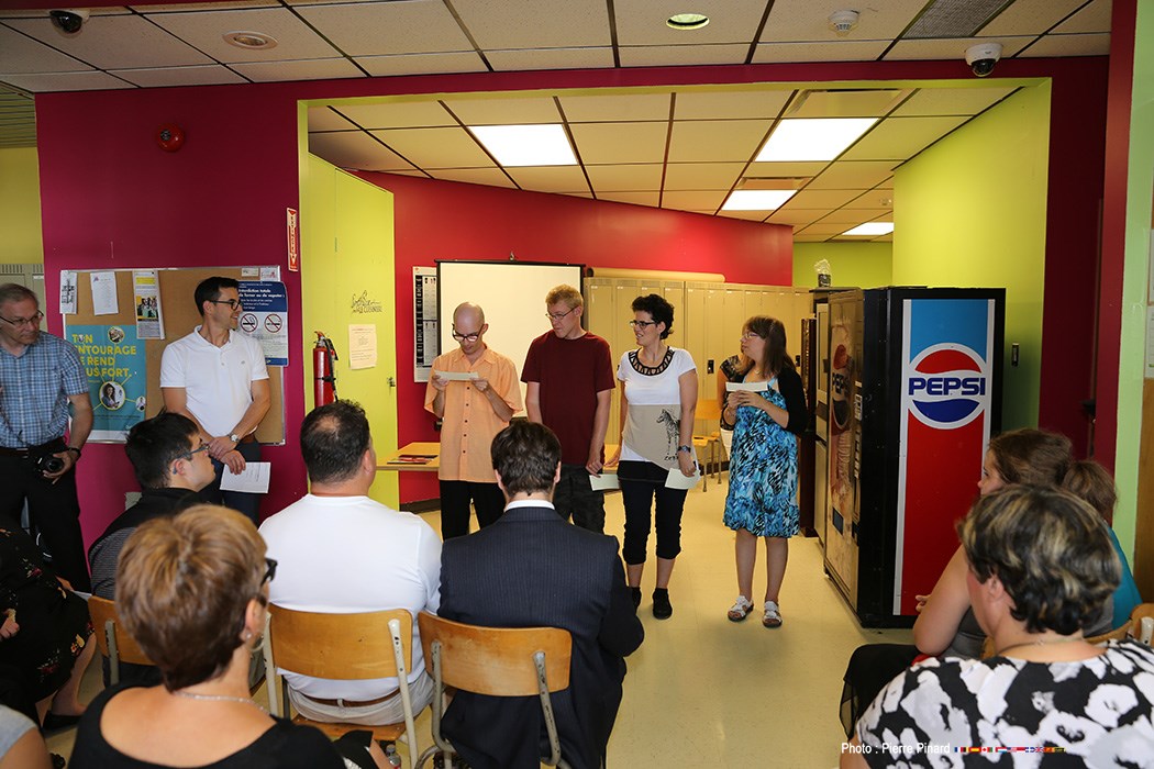 Investissement pour la cours de l'école