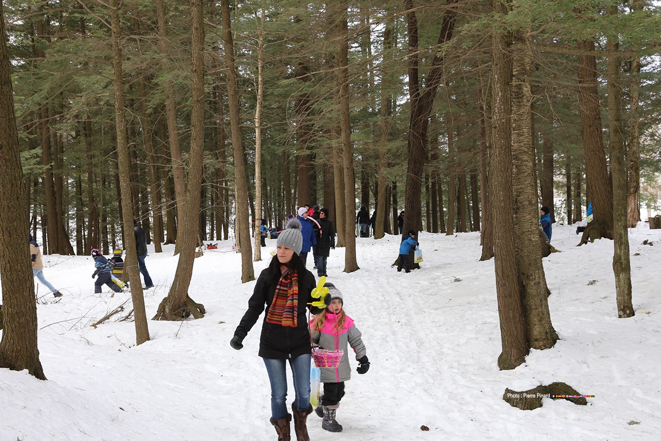 Course aux oeufs de Pâques à la Poudrière